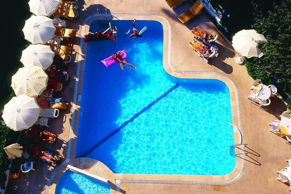 Pinar Otel 2*